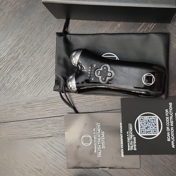 Microcurrent device - Picture 2 of 2